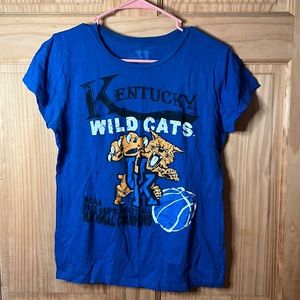 *LAST CHANCE! Donating 4/7* UK Basketball Graphic Tee